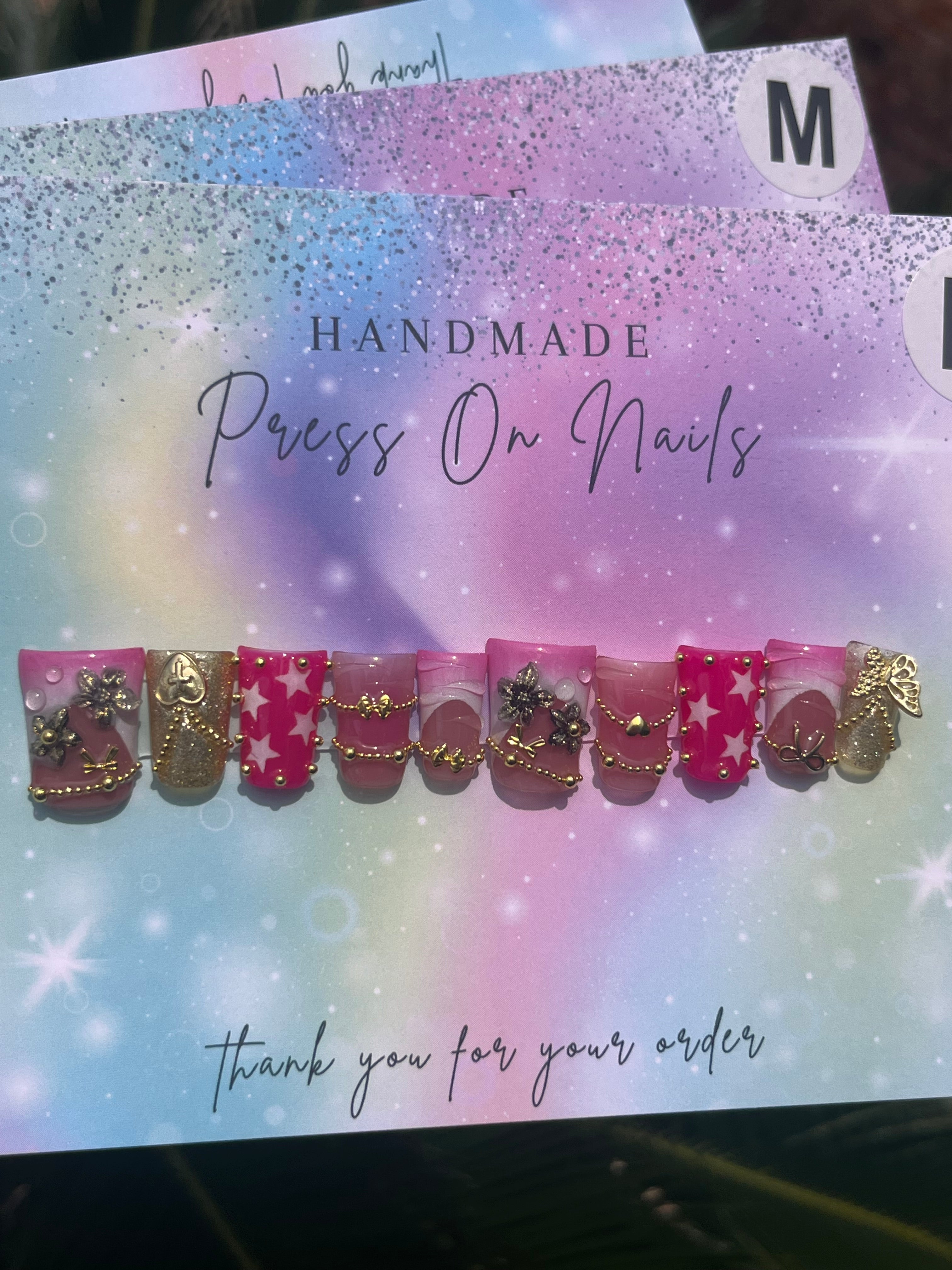 Short duck shape pink white ombre Frenchjj tip gold glitter pink star chain butterfly press ons