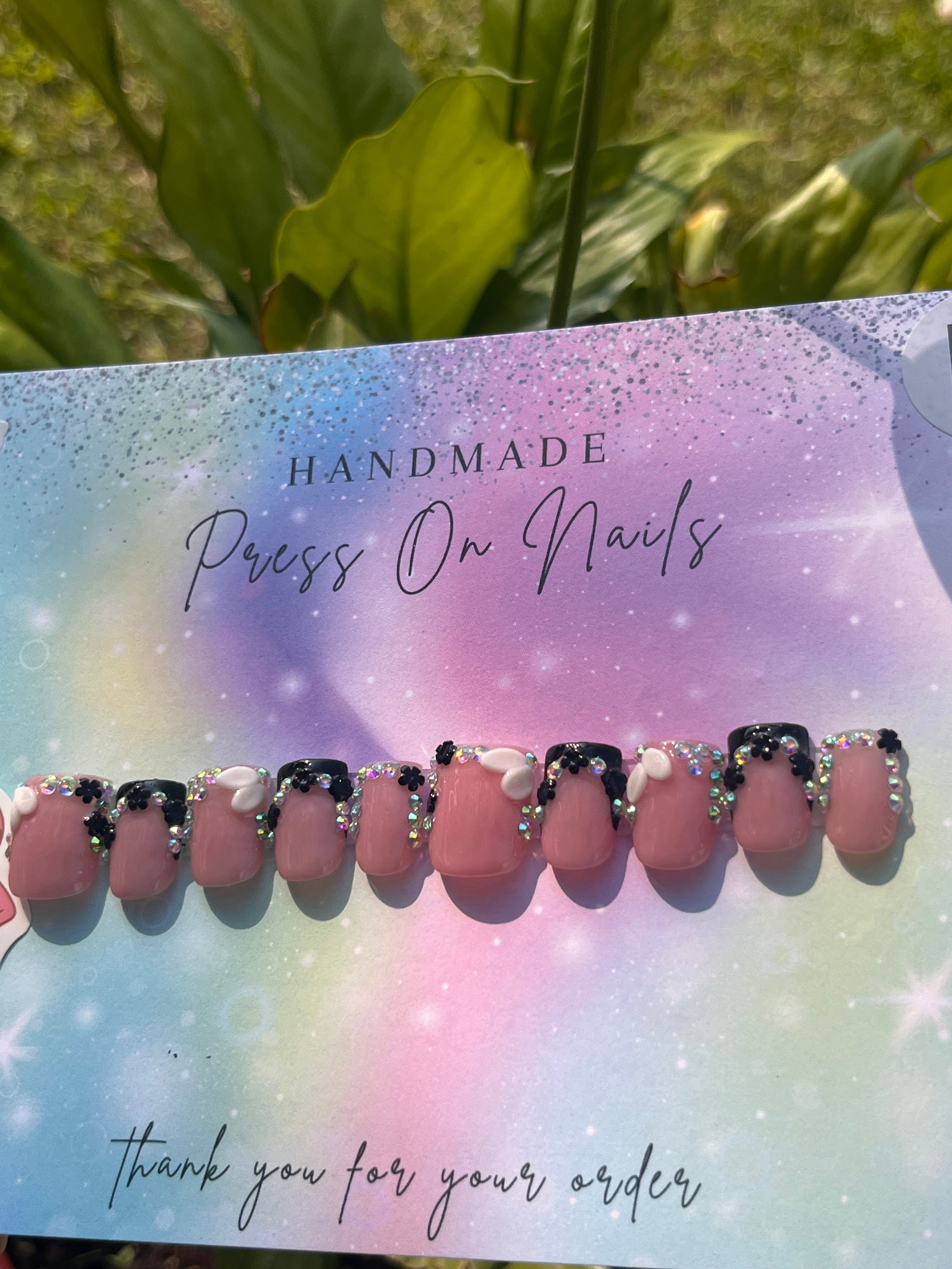 Short square shape black French tip rhinestone floral press ons