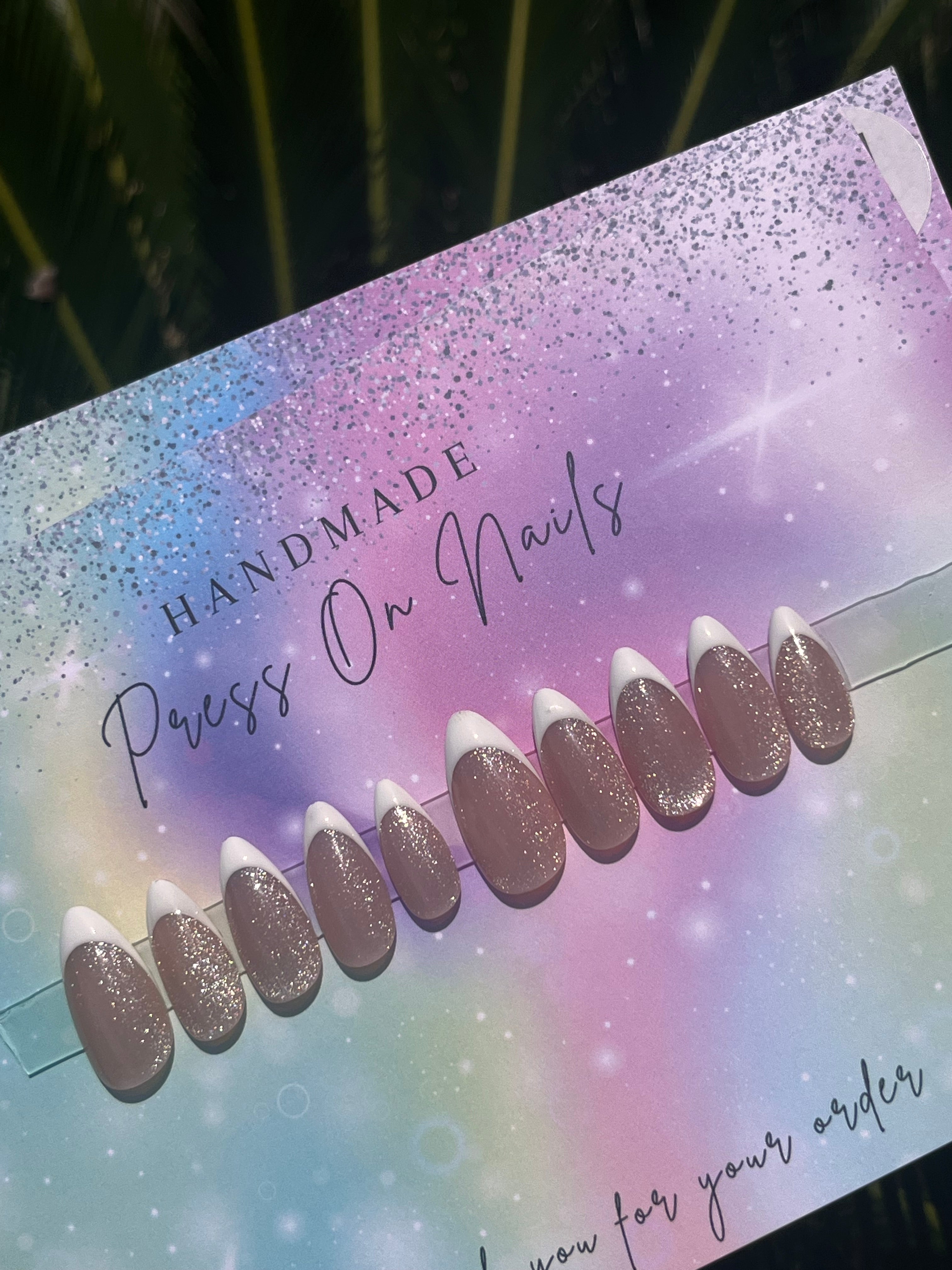 Almond shape cat eye glitter rose gold French tip