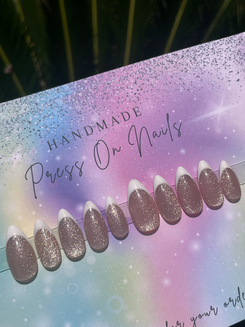 Almond shape cat eye glitter rose gold French tip