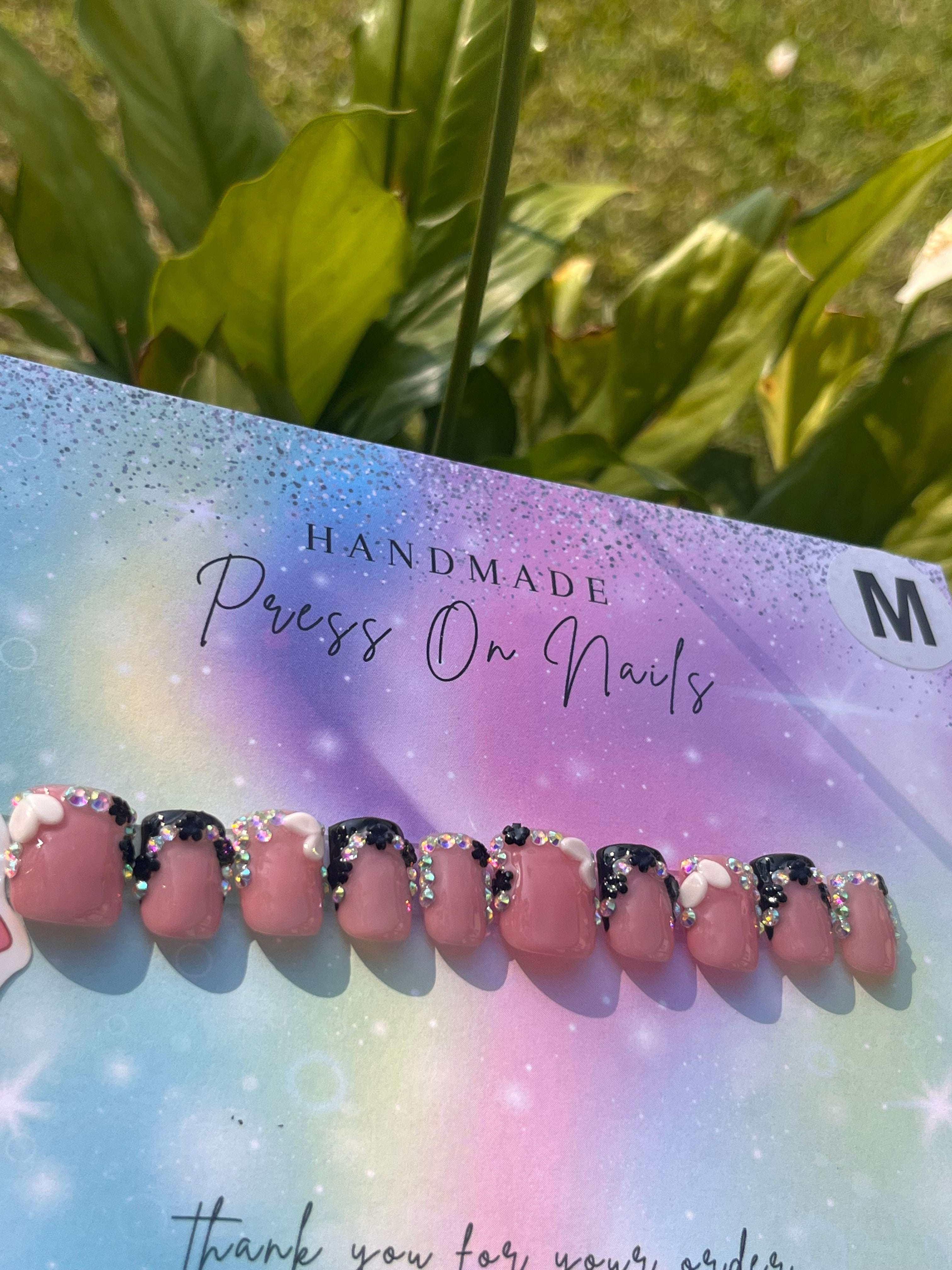 Short square shape black French tip rhinestone floral press ons