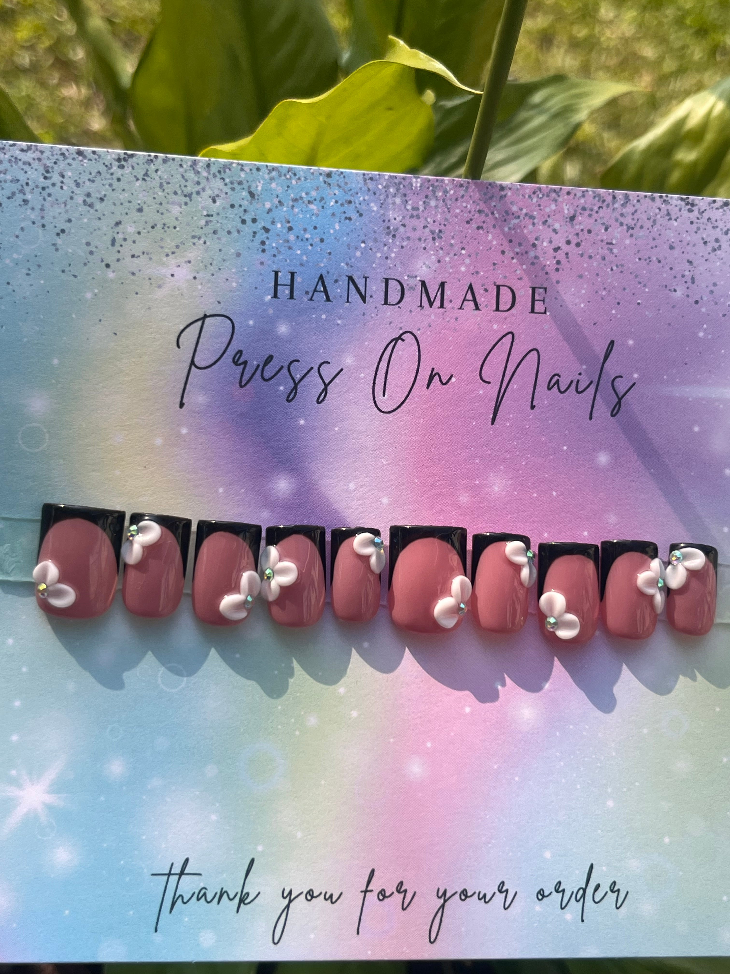 Short black square shape French tip white 3d floral press ons